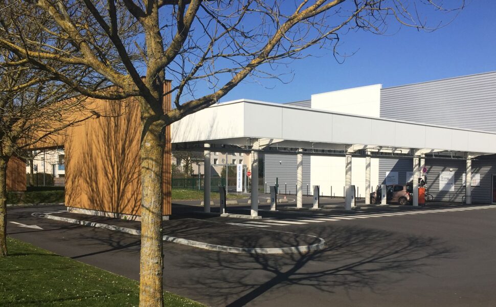 Extension E.Leclerc IFS vue des bornes