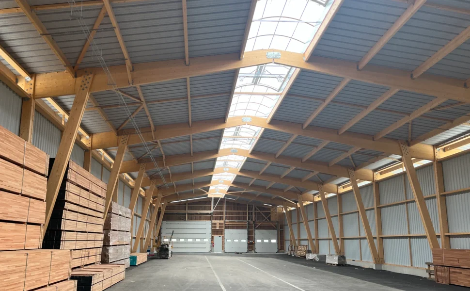SCI FAGUS CID BOIS bâtiment intérieur garage