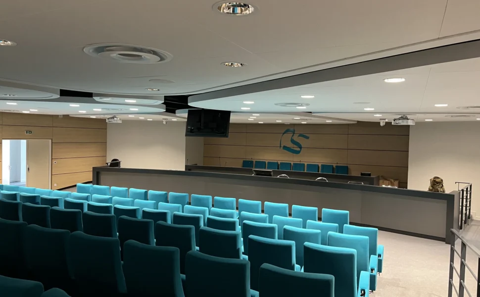 shema-espace-360-rehabilitation-bureaux-salle-de-conférence