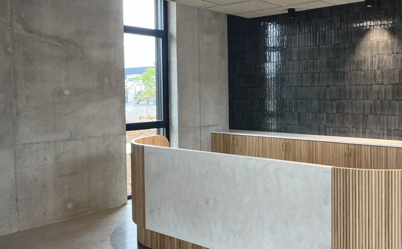 Chantier Rougier vue intérieure accueil bureau Mondeville